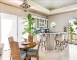 Kitchen/Table/Wet Bar